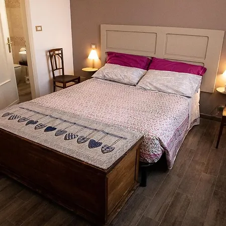 Oda ve Kahvaltı Cascina Tripoli San Cristoforo